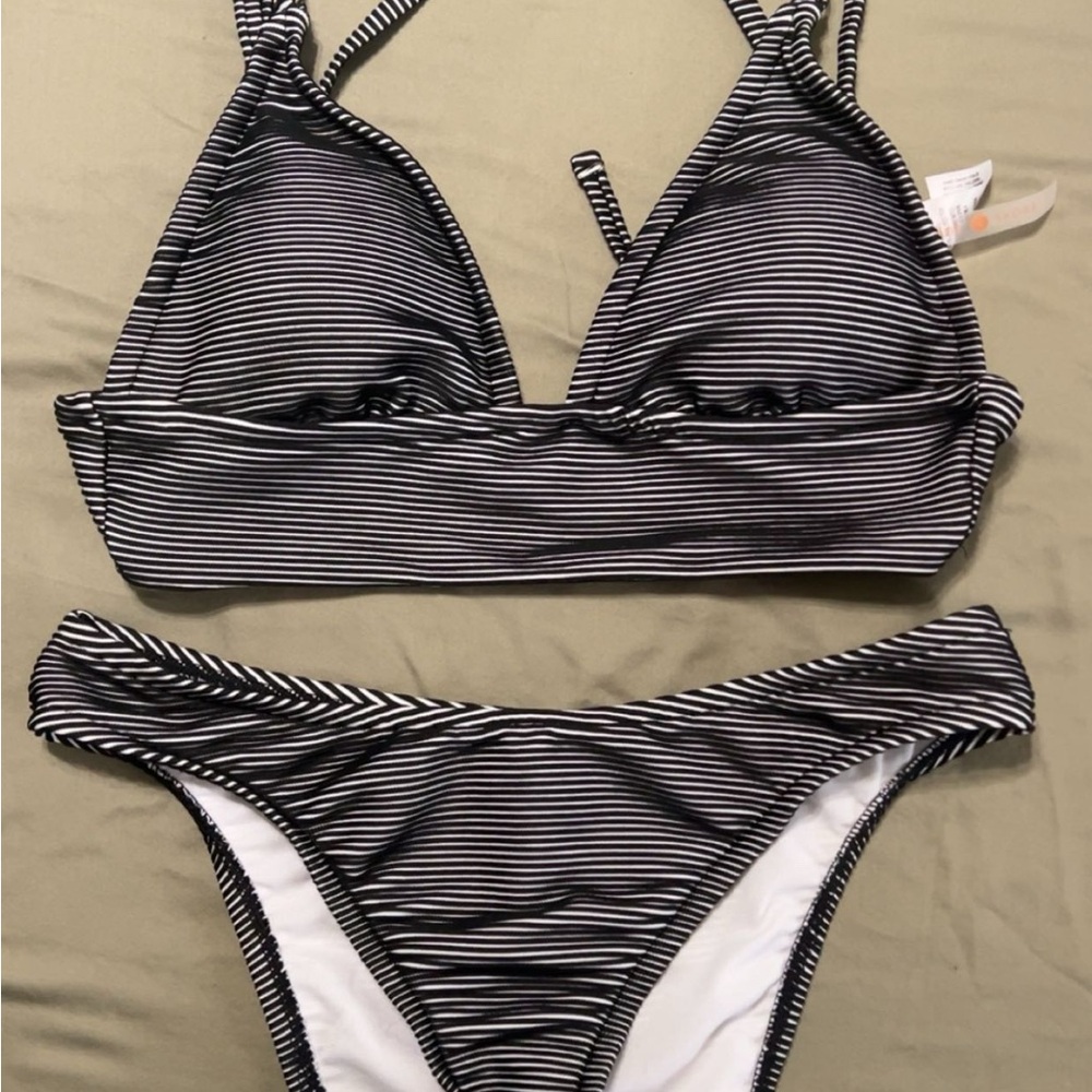 Striped Black & White Women’s Bikini Set